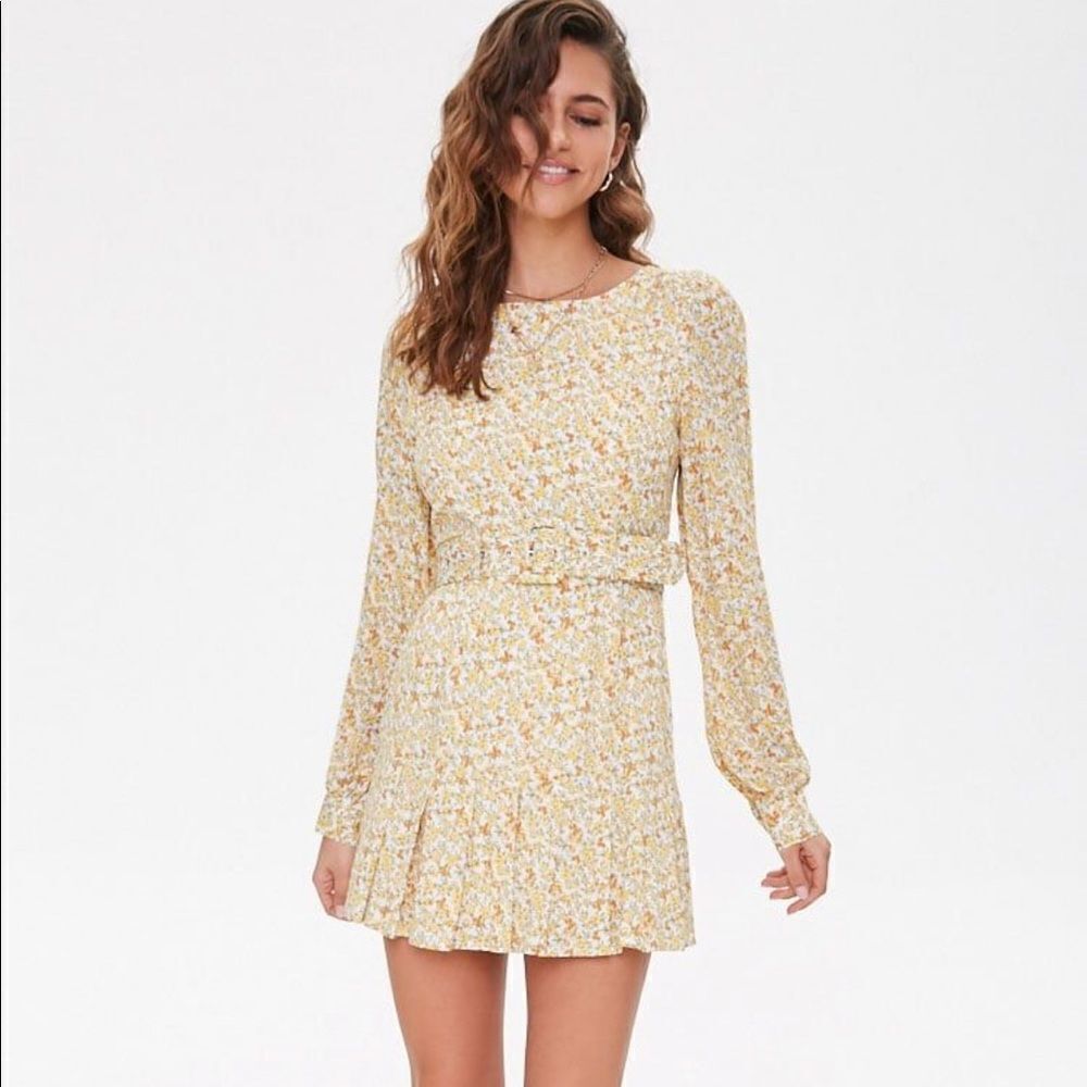 ✨F21 Floral Yellow Belted Dress✨